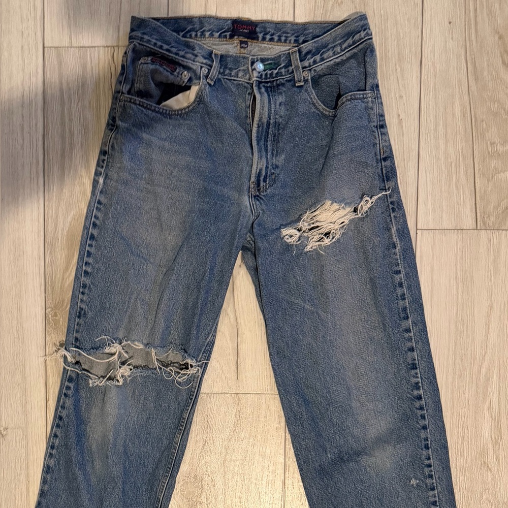 Tommy Hilfiger Men's Distressed Blue Jeans